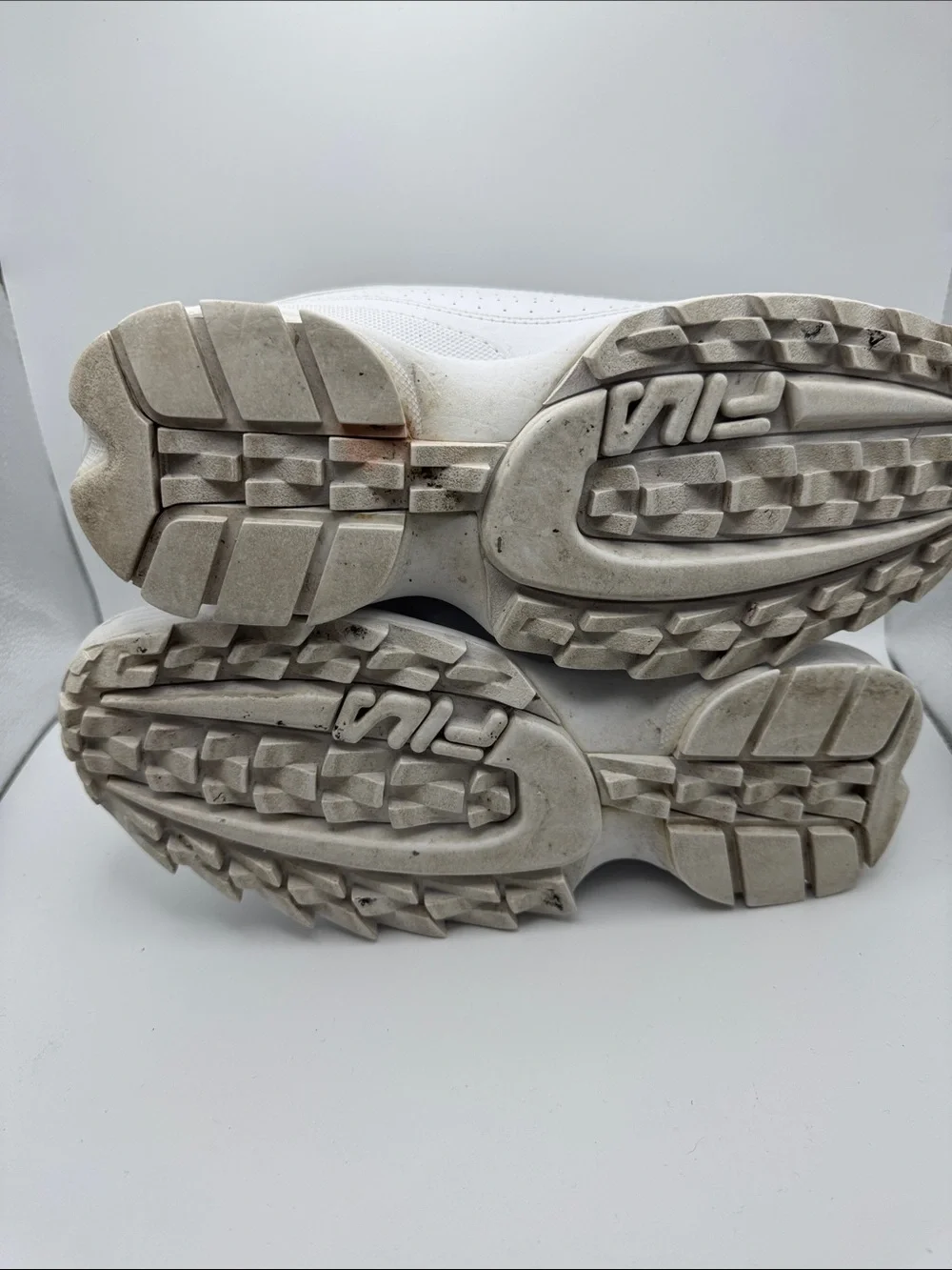 Fila Shoes Mens 9 Disruptor II Sneaker White Lace Up Low Top Comfort